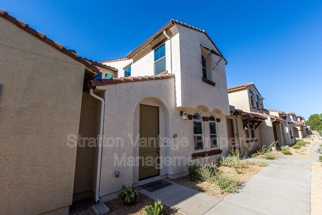 3855 S McQueen Rd Chandler, AZ 85286 photo 2