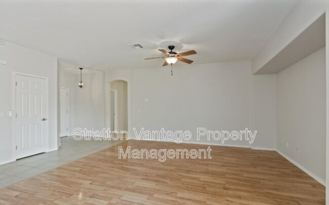 45183 W Mescal Dr Maricopa, AZ 85138 photo 5