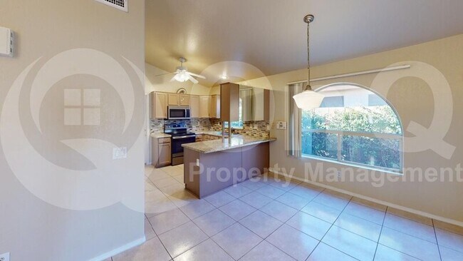 12602 W Windsor Ave Avondale, AZ 85392 photo 3
