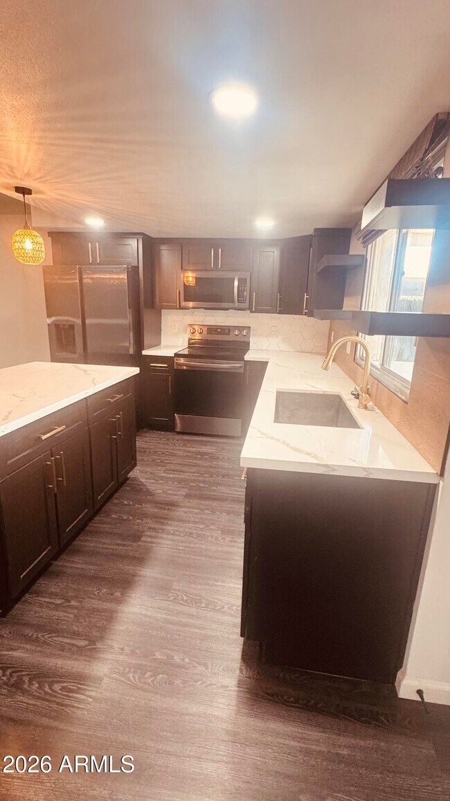 8229 E Vista Dr Scottsdale, AZ 85250 photo 3