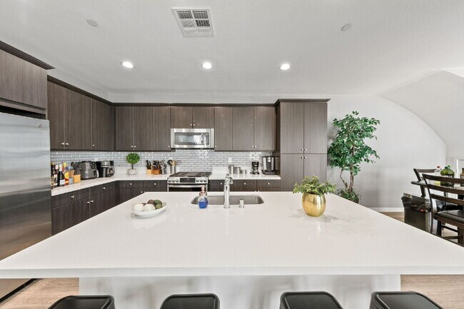 2028 Avenida Andanza Chula Vista, CA 91913 photo 4