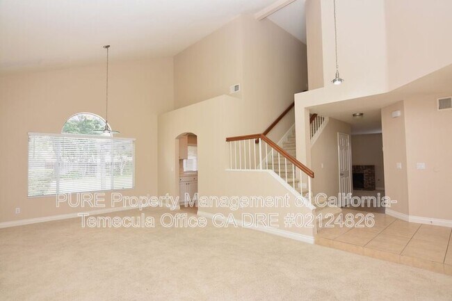 29762 Vail Brook Dr Temecula, CA 92591 photo 2