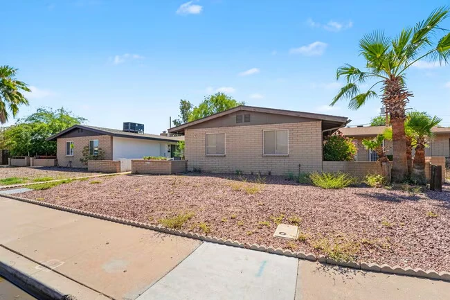 Charming 2-Bedroom Rental in Mesa — Available Now! photo 4