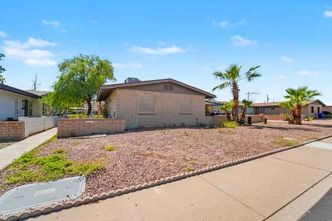 Charming 2-Bedroom Rental in Mesa — Available Now! photo 5