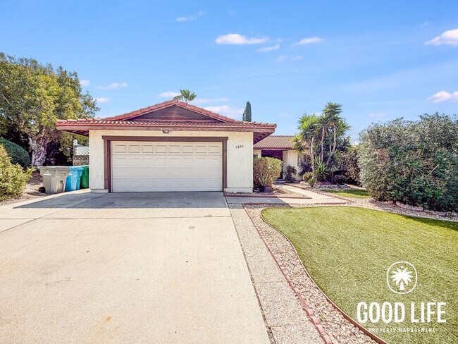 6645 Amberly St San Diego, CA 92120 photo 2
