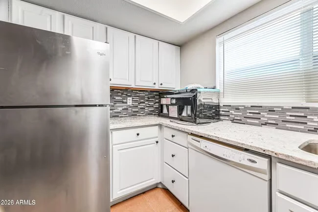 1560 W Sahuaro Dr Phoenix, AZ 85029 photo 5