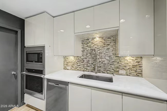8219 E Valley View Rd Scottsdale, AZ 85250 photo 5