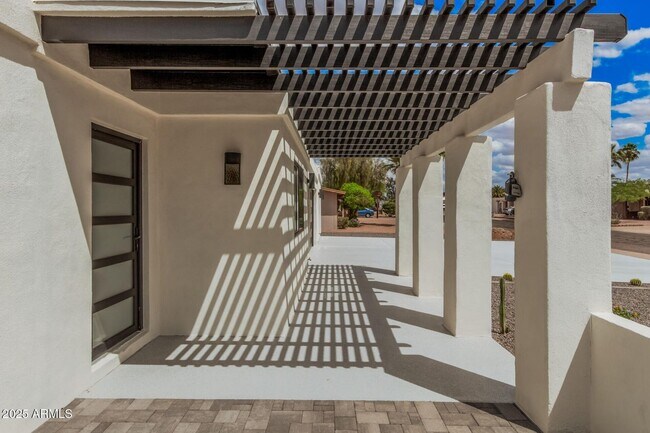 6712 E Pershing Ave Scottsdale, AZ 85254 photo 3