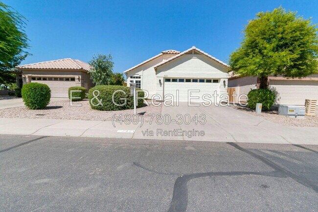 7421 S Kachina Dr Tempe, AZ 85283 photo 3