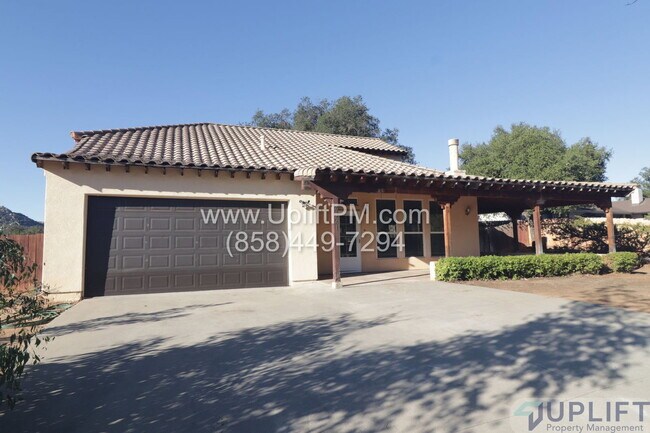 24661 Watt Rd Ramona, CA 92065