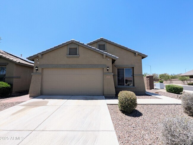 3731 W St Kateri Dr Phoenix, AZ 85041 photo 2
