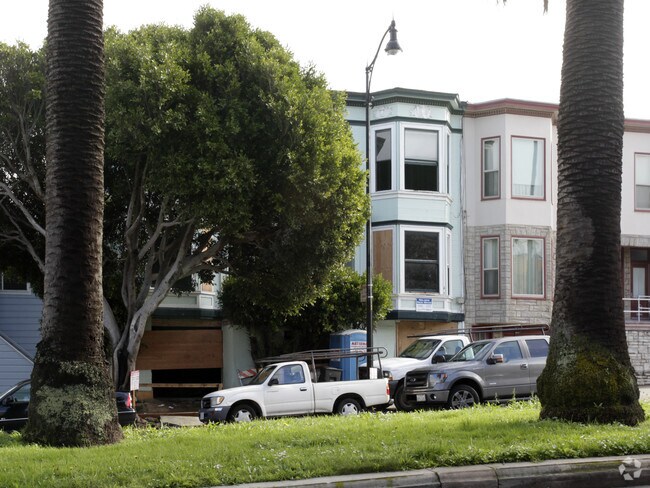 1477-1483 Dolores St San Francisco, CA 94110 photo 2