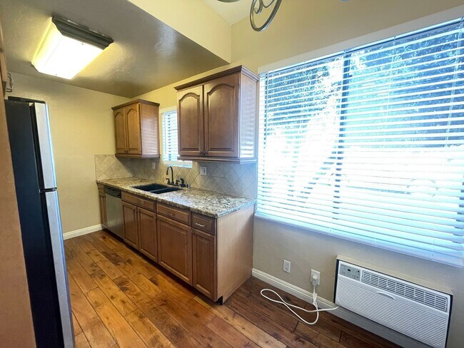 4520-4551 51st St San Diego, CA 92115 photo 3