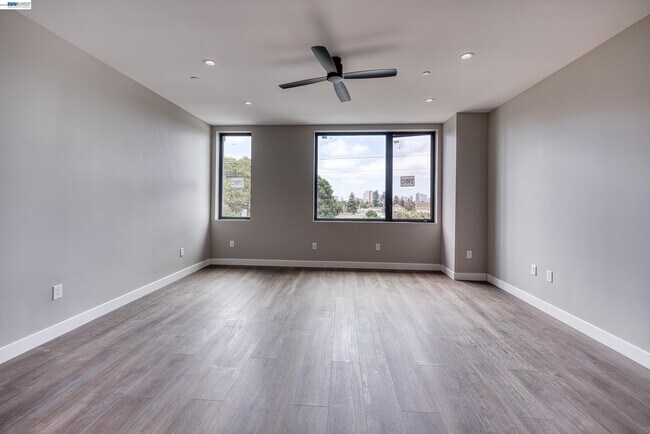 4202 Telegraph Ave Oakland, CA 94609 photo 5