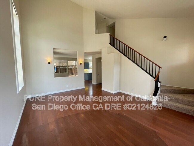 2203 Willow Creek Cir Chula Vista, CA 91915 photo 3