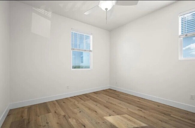 1304 Keck Rd Chula Vista, CA 91913 photo 5