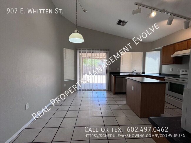 907 E Whitten St Chandler, AZ 85225 photo 5