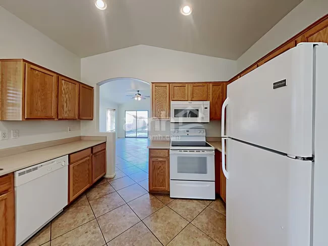 4324 W Darrow St Phoenix, AZ 85339 photo 3