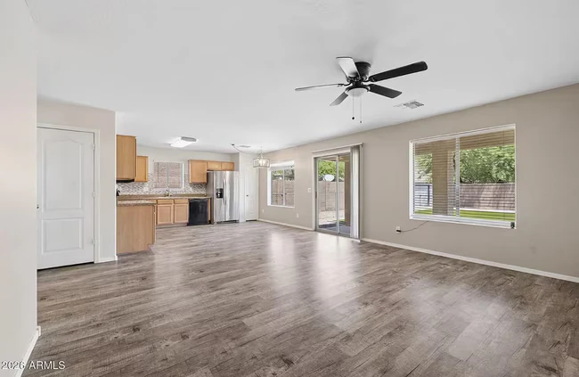 36575 W Nina St Maricopa, AZ 85138 photo 3