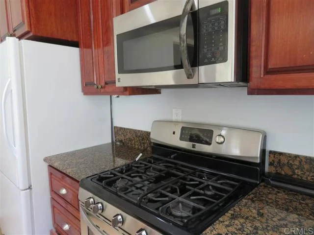 7037 Attleborough Ct San Diego, CA 92139 photo 5