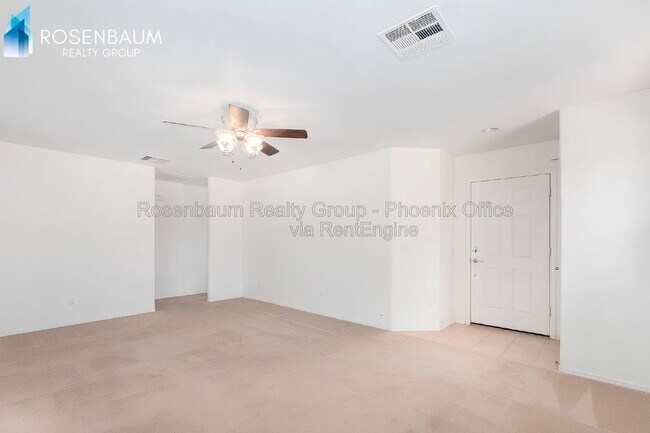 802 W Fairlane Ct photo 3