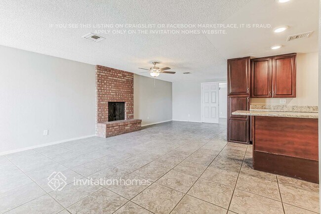 1616 W Los Arboles Pl Chandler, AZ 85224 photo 4