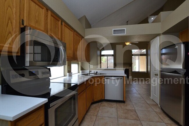 4671 W Shannon St Chandler, AZ 85226 photo 5
