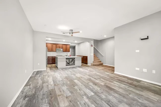 2221 Capistrano Way photo 3