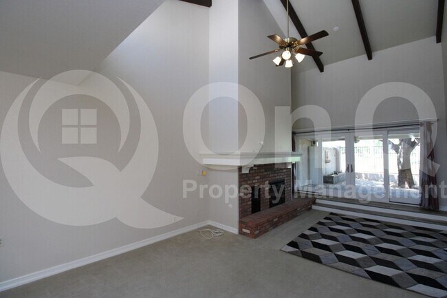 1824 N Barkley Mesa, AZ 85203 photo 5