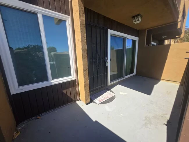 3454 Castle Glen Dr San Diego, CA 92123 photo 4