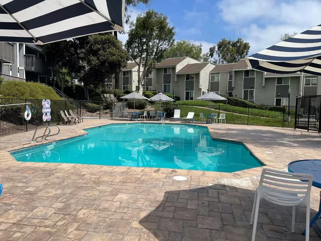 6333 College Grove Way San Diego, CA 92115