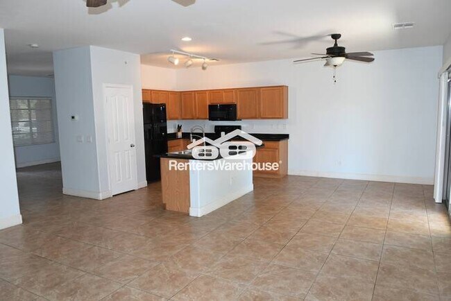 7023 W Branham Ln Phoenix, AZ 85339 photo 5