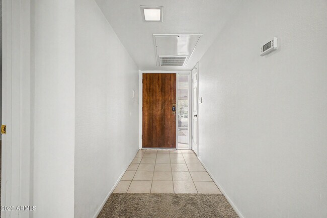 709 S Power Rd Mesa, AZ 85206 photo 3