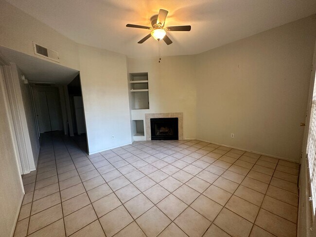1126 W Elliot Rd Chandler, AZ 85224 photo 5