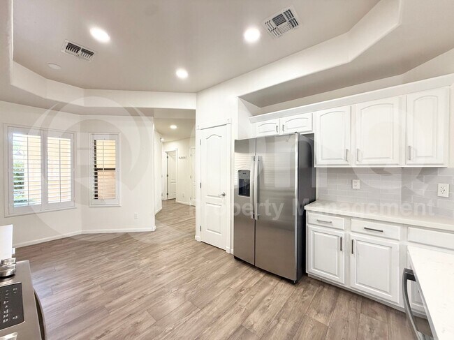 4140 N 21st St Phoenix, AZ 85016 photo 4