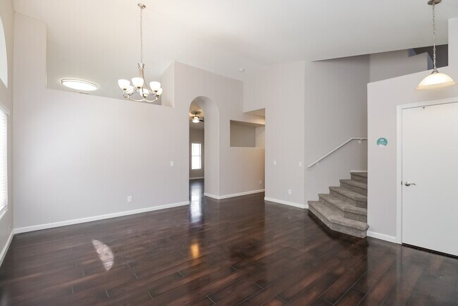 14823 W Dovestar Dr Surprise, AZ 85374 photo 5