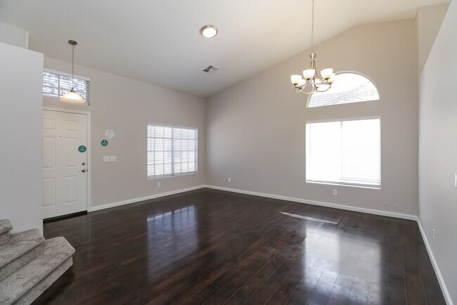 14823 W Dovestar Dr Surprise, AZ 85374 photo 4