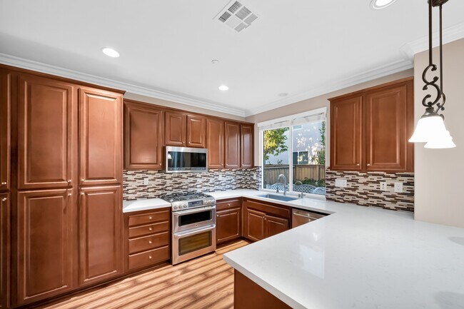 10509 Hollingsworth Way photo 5