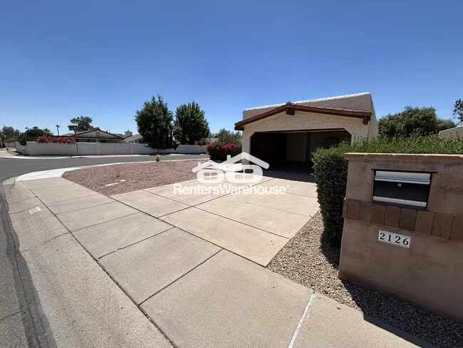 2126 N Villas Ln Chandler, AZ 85224 photo 2