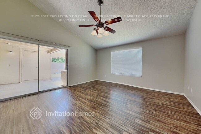 5523 W Mission Ln Glendale, AZ 85302 photo 3