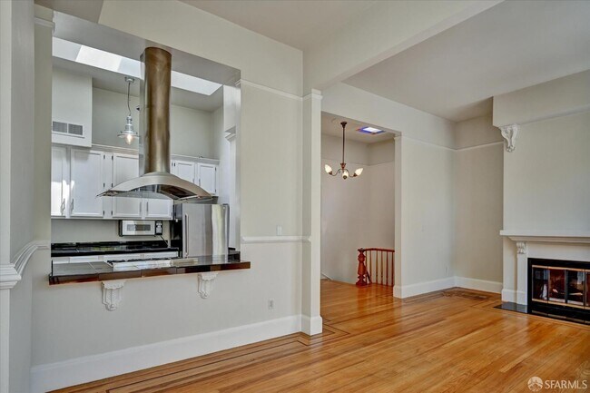 656 Hayes St San Francisco, CA 94102 photo 4