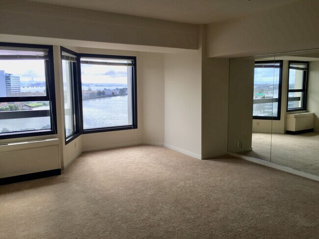 6363 Christie Ave Emeryville, CA 94608 photo 3