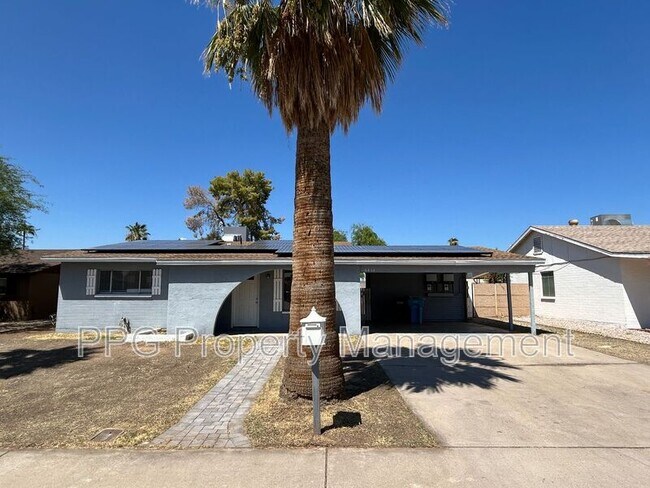 4434 W Altadena Ave Glendale, AZ 85304 photo 2