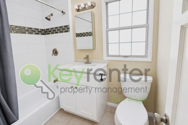 4517 55th St San Diego, CA 92115 photo 3