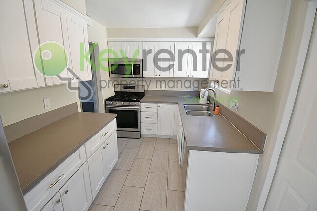 4517 55th St San Diego, CA 92115 photo 2