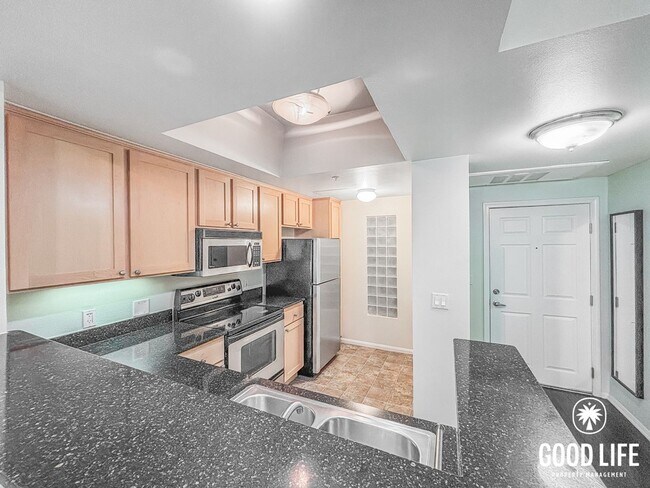 2400 Fifth Ave San Diego, CA 92101 photo 3