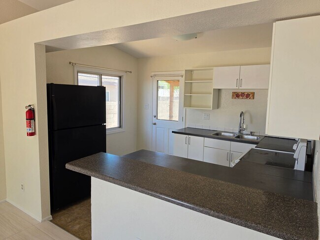 1243 N Oleander St Tempe, AZ 85288 photo 5