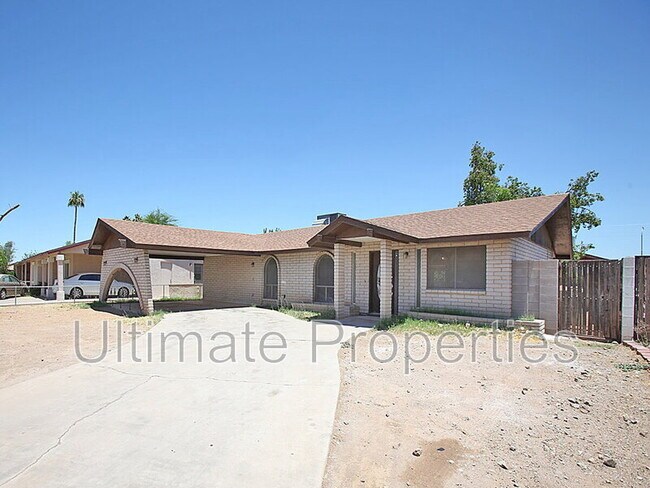 6043 North 71st Lane, Glendale, AZ 85303 photo 3