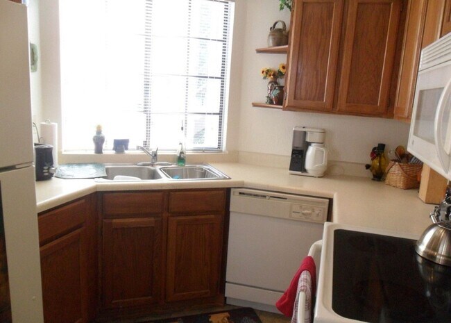930 N Mesa Dr Mesa, AZ 85201 photo 5