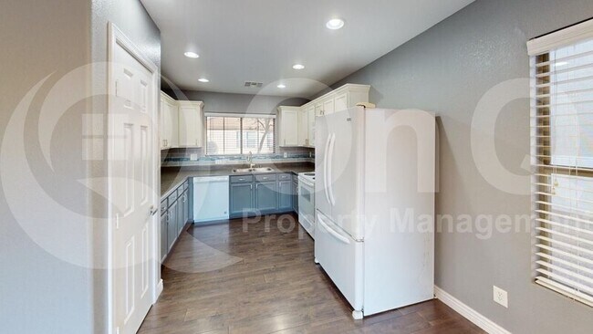 1081 E Lowell Ave Gilbert, AZ 85295 photo 5